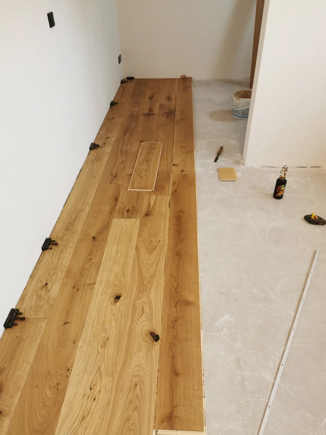 MAVI Bau & Dienstleistungen - Bauarbeiten - Bodenarbeiten