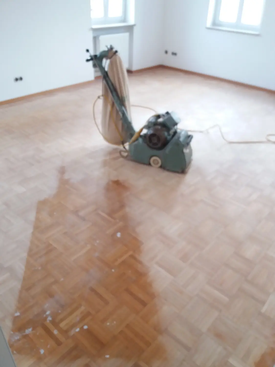 MAVI Bau & Dienstleistungen - Bauarbeiten - Bodenarbeiten