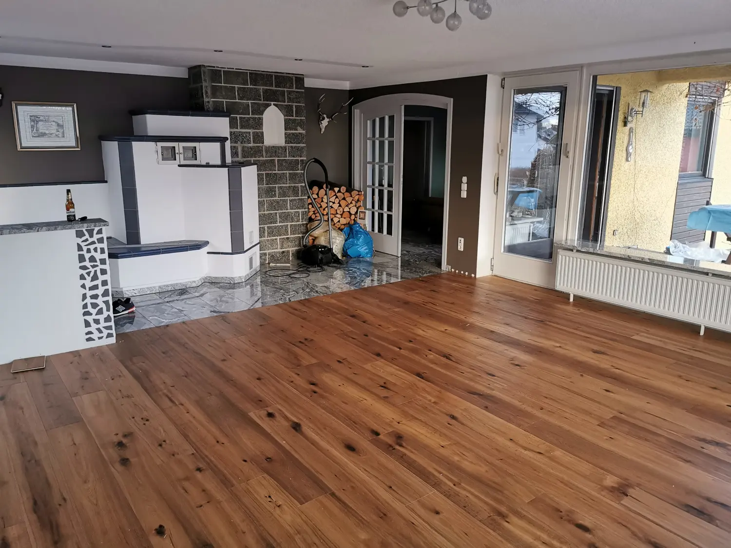 MAVI Bau & Dienstleistungen - Bauarbeiten - Bodenarbeiten