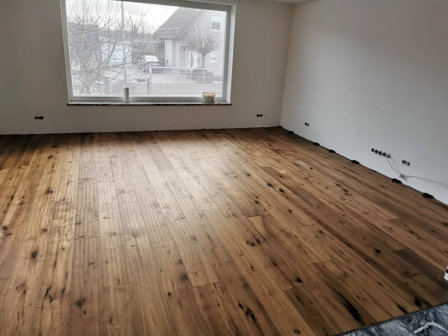 MAVI Bau & Dienstleistungen - Bauarbeiten - Bodenarbeiten