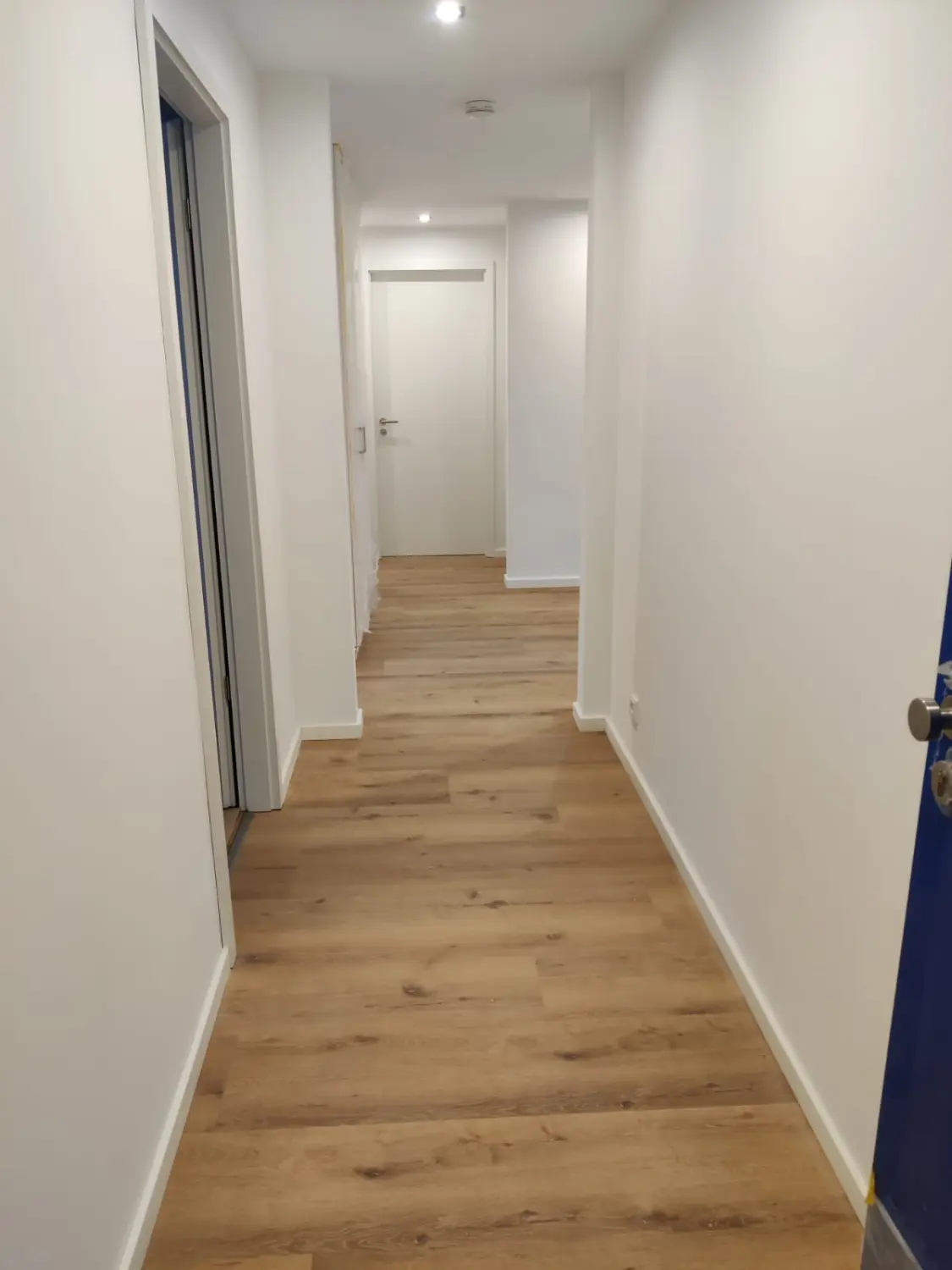 MAVI Bau & Dienstleistungen - Bauarbeiten - Bodenarbeiten