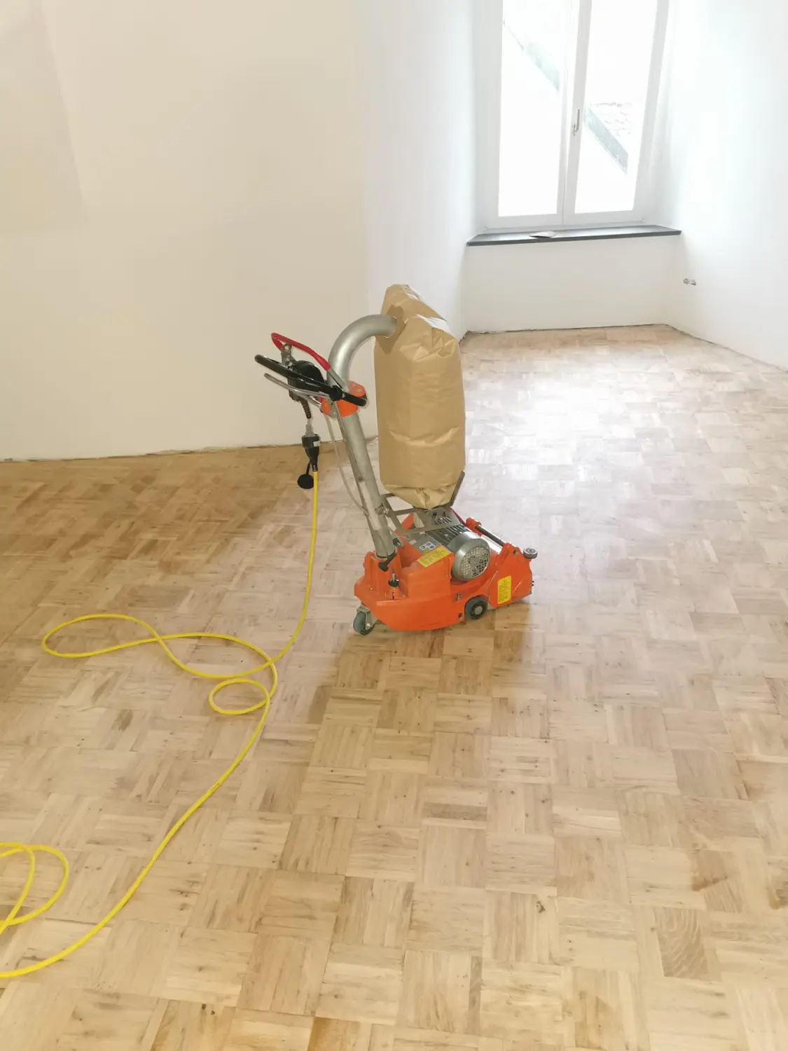 MAVI Bau & Dienstleistungen - Schleif- & Renovierungsarbeiten